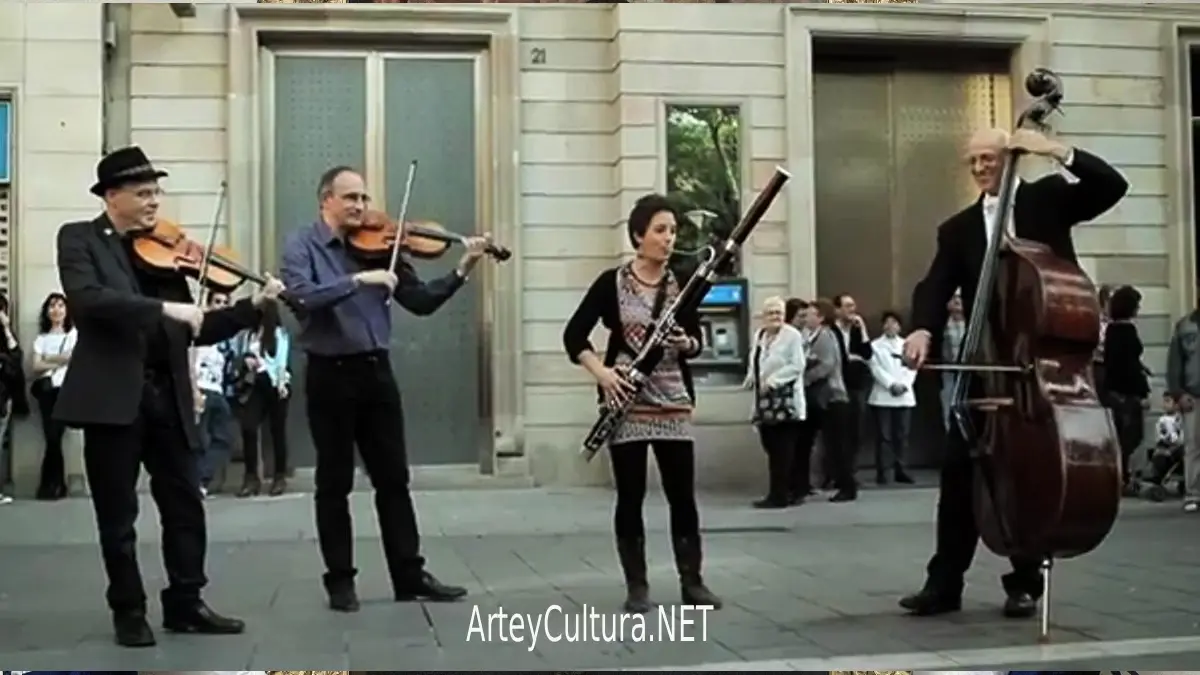 Portada del artículo: Som Sabadell: Beethoven aparece en una plaza